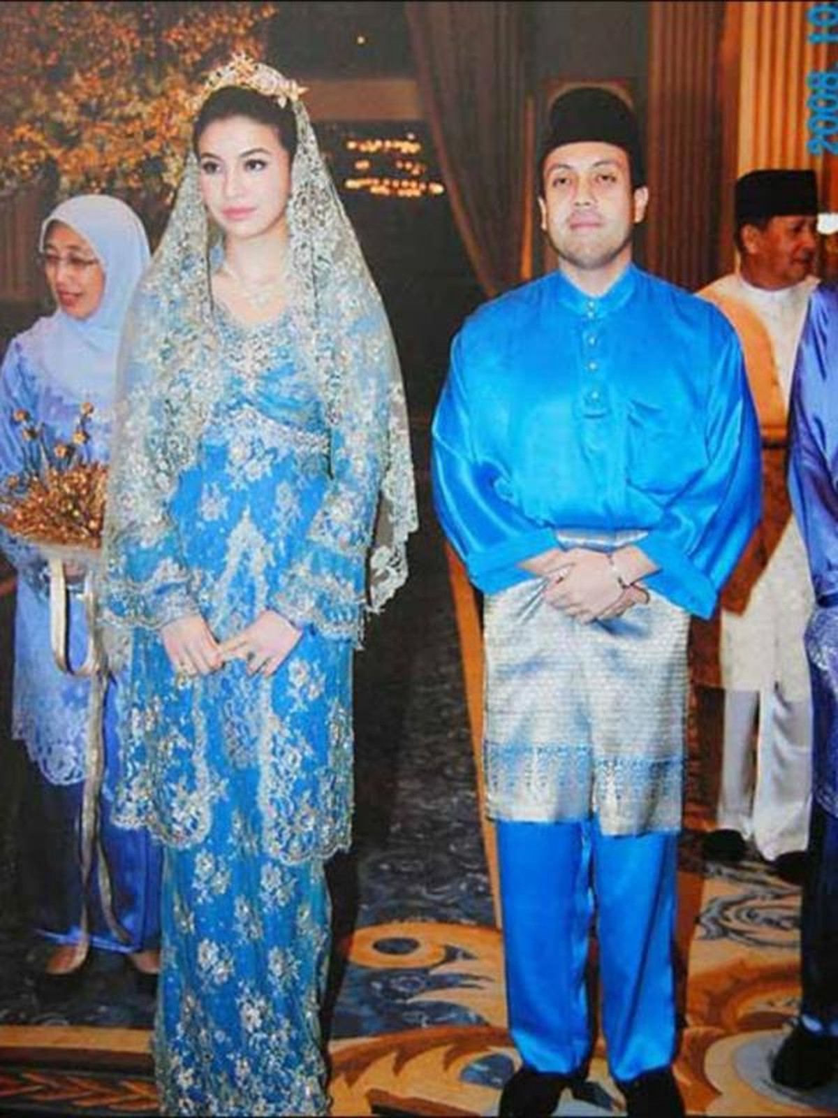 Pernikahan Manohara dengan putra kerajaan Kelantan pada 2006 silam menjadi sorotan&period; Yuk&comma; intip potret kabar Pangeran Kelantan&excl;