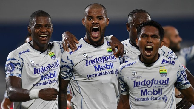 Persib Bandung sukses mengamankan tiga poin usai mengalahkan Persiraja Banda Aceh 3-1 pada lanjutan Liga 1, Sabtu (5/3).
