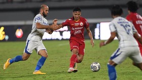 Bulan Madu Luis Milla-Persib Bisa Dirusak Persija
