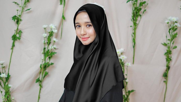 Potret Laudya Cynthia Bella