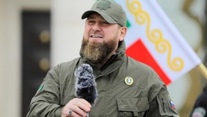 Pemimpin Chechen Kadyrov Kirim 3 Anak Remajanya Perang di Ukraina