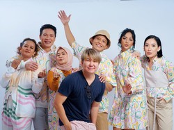 Produser Marcos Tjung Garap Pemotretan Comeback Warna, Ada Dea Mirella dan Nina Tamam