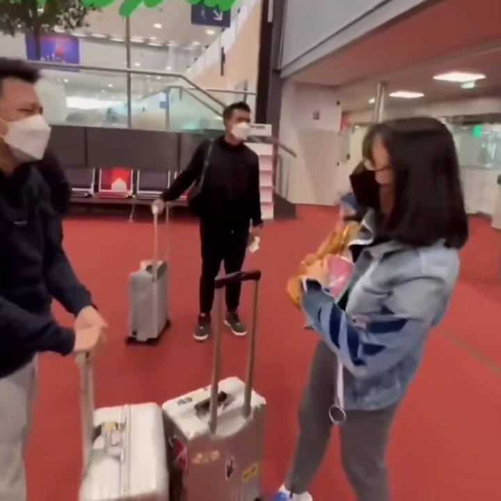 <p>Pada bulan Maret lalu, Ariel NOAH sempat melakukan perjalanan bersama putrinya ke Paris. Mereka menyaksikan acara fashion show bersama rombongan artis dan selebgram. (Foto: Instagram)</p>