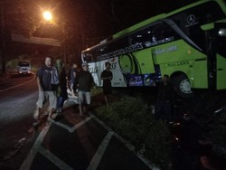 Bus Wisata Tabrak Tebing di Purbalingga Gegara Rem Blong, 1 Tewas