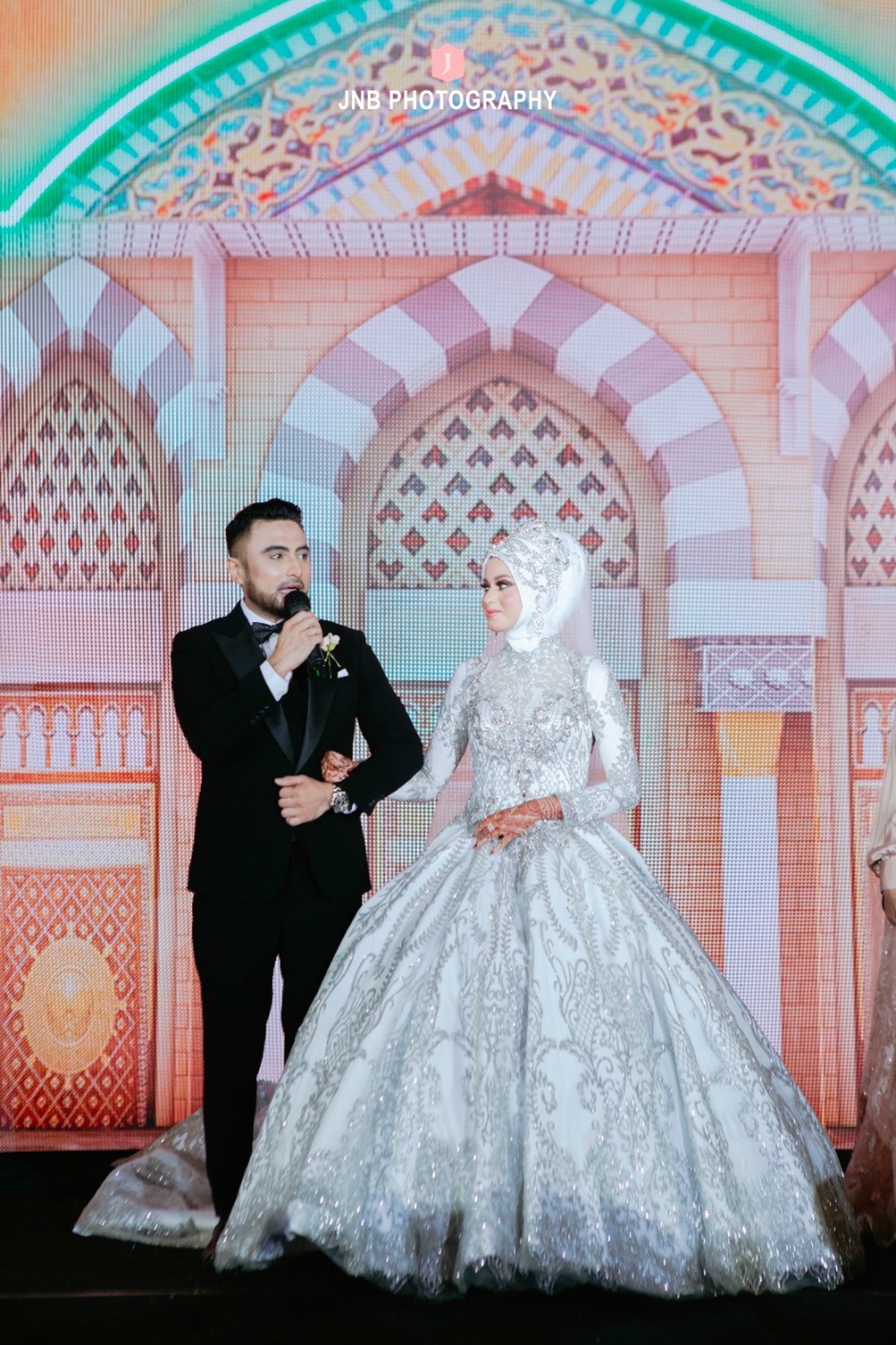 Potret Pernikahan Rizal Djibran dan Sarah