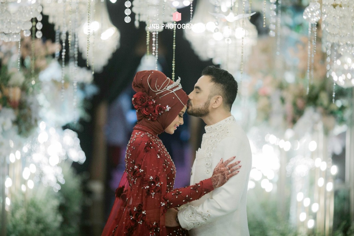 Potret Pernikahan Rizal Djibran dan Sarah