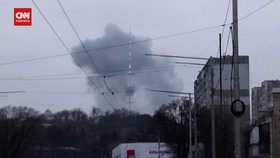 VIDEO: Serangan Roket Rusia Sasar Menara Stasiun TV Kyiv