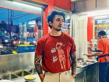 Ora Urus! Cueknya Ulah-ulah Uus di Masa Lalu