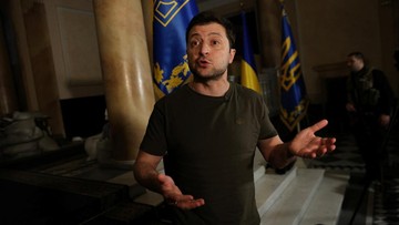 Presiden Ukraina Volodymyr Zelensky mendesak pemimpin Eropa bertindak sebelum bencana nuklir terjadi menyusul kebakaran PLTN Zaporizhzhia akibat gempuran Rusia.