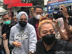 Angelina Sondakh Langsung TikTok-an Usai Bebas