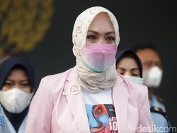 Angelina Sondakh Belajar Main IG, Netizen Gempar