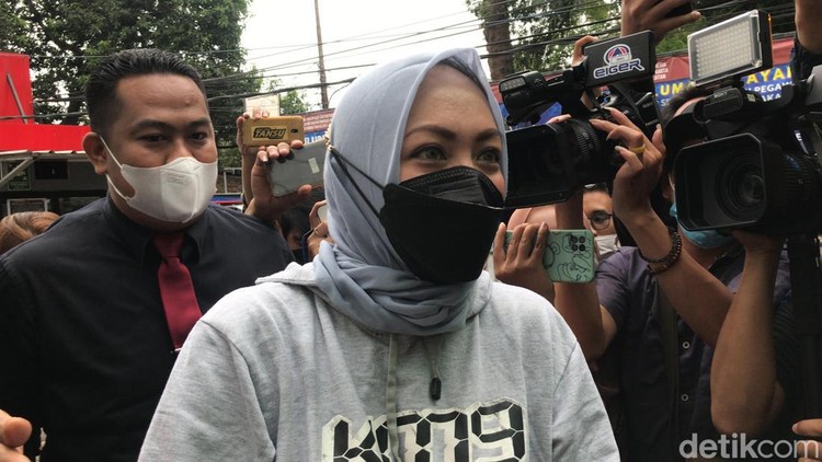 Angelina Sondkh datangi Bapas