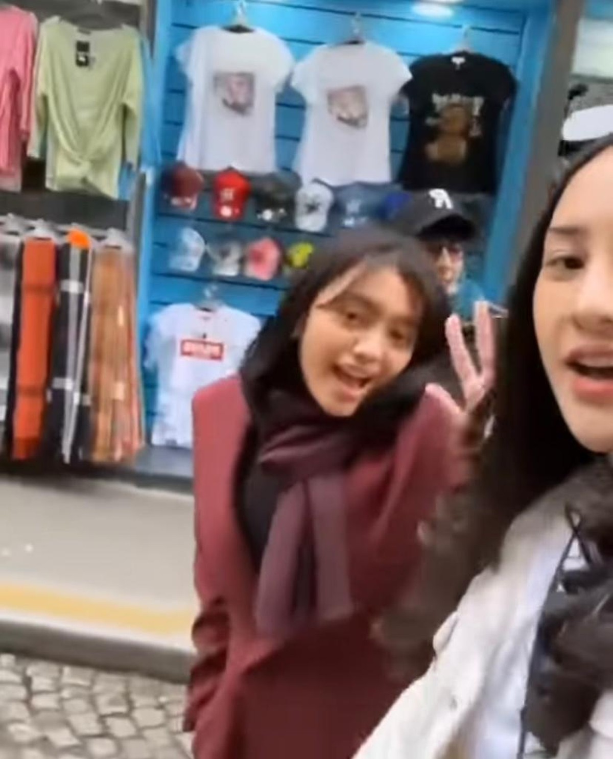 Anya Geraldine dan Alleia Anata