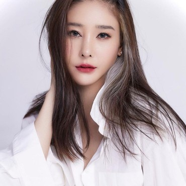 Tewas Jatuh dari Kapal, Lihat Lagi Film & Serial yang Dibintangi Tangmo Nida