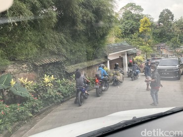 Pasutri Dikeroyok 'Pak Ogah' Puncak, Wanita Hamil Jadi Korban hingga Keguguran