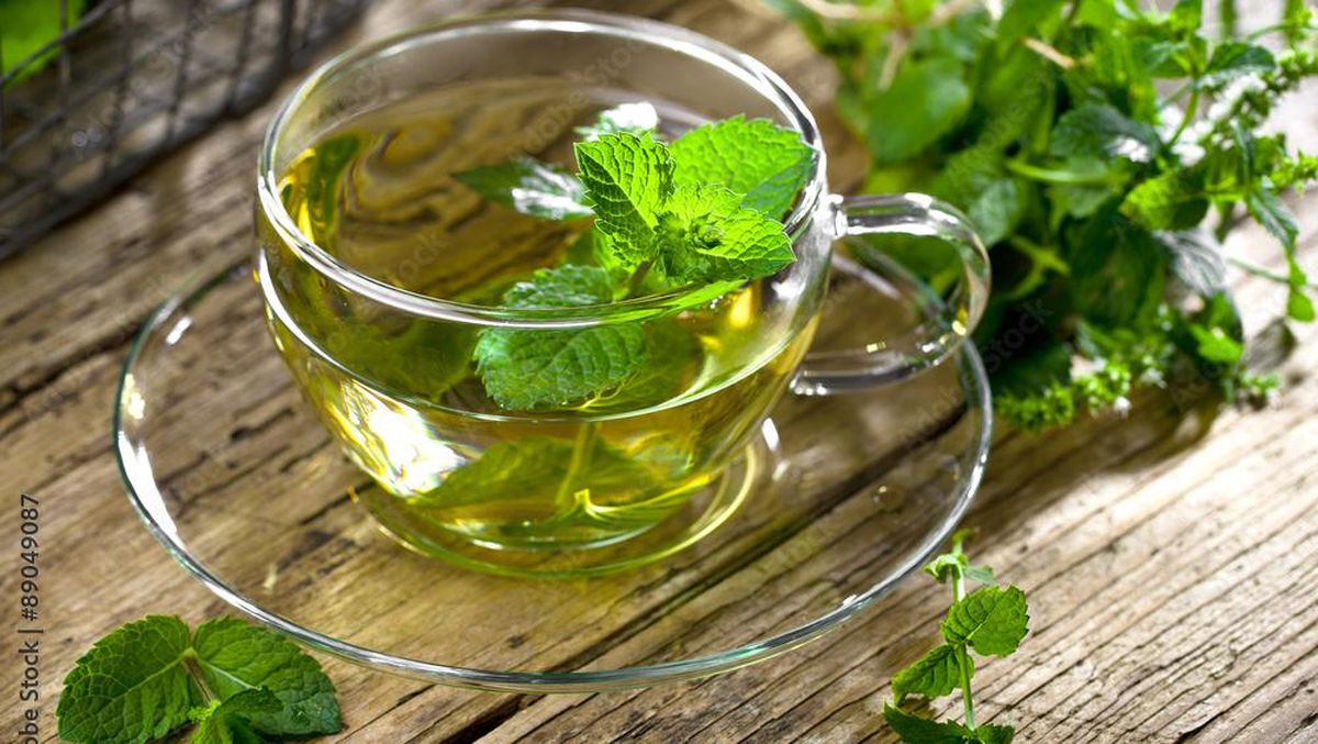 Sedang Diet? 6 Air Rebusan Daun dan Bunga Ini Bisa Usir Lemak Perut