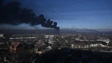 Lukoil, perusahaan minyak terbesar kedua di Rusia, mendesak Presiden Vladimir Putin untuk menghentikan serangannya ke Ukraina.