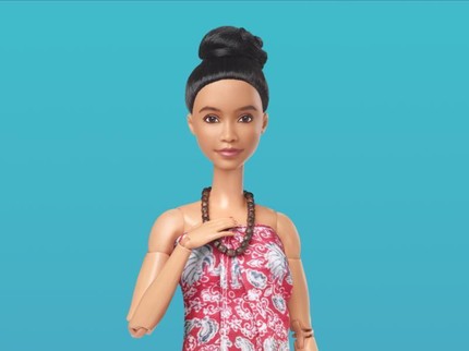 Bangga! Butet Manurung Terpilih Jadi Wajah Barbie Bertema Perempuan Inspiratif Dunia