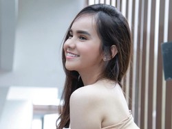 Feni Nadia Ingin Serius Berakting Usai Jadi Model