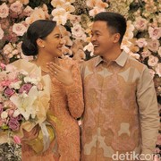 Resmi Dilamar Kekasih, Putri Tanjung akan Menikah di Maret 2022