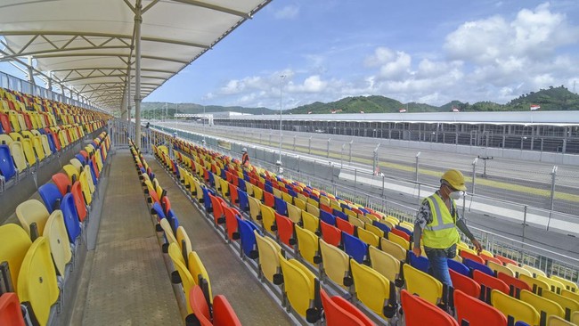 Indonesia akan menjadi tuan rumah seri kedua MotoGP 2022 di Sirkuit Mandalika pada 18-20 Maret 2022. Berikut 7 fakta yang perlu diketahui dari MotoGP Mandalika.