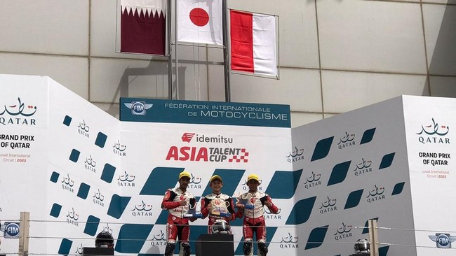 Pembalap muda Indonesia Veda Ega Pratama menjadi sensasi pada balapan kedua seri perdana Asia Talent Cup (IATC) 2022.