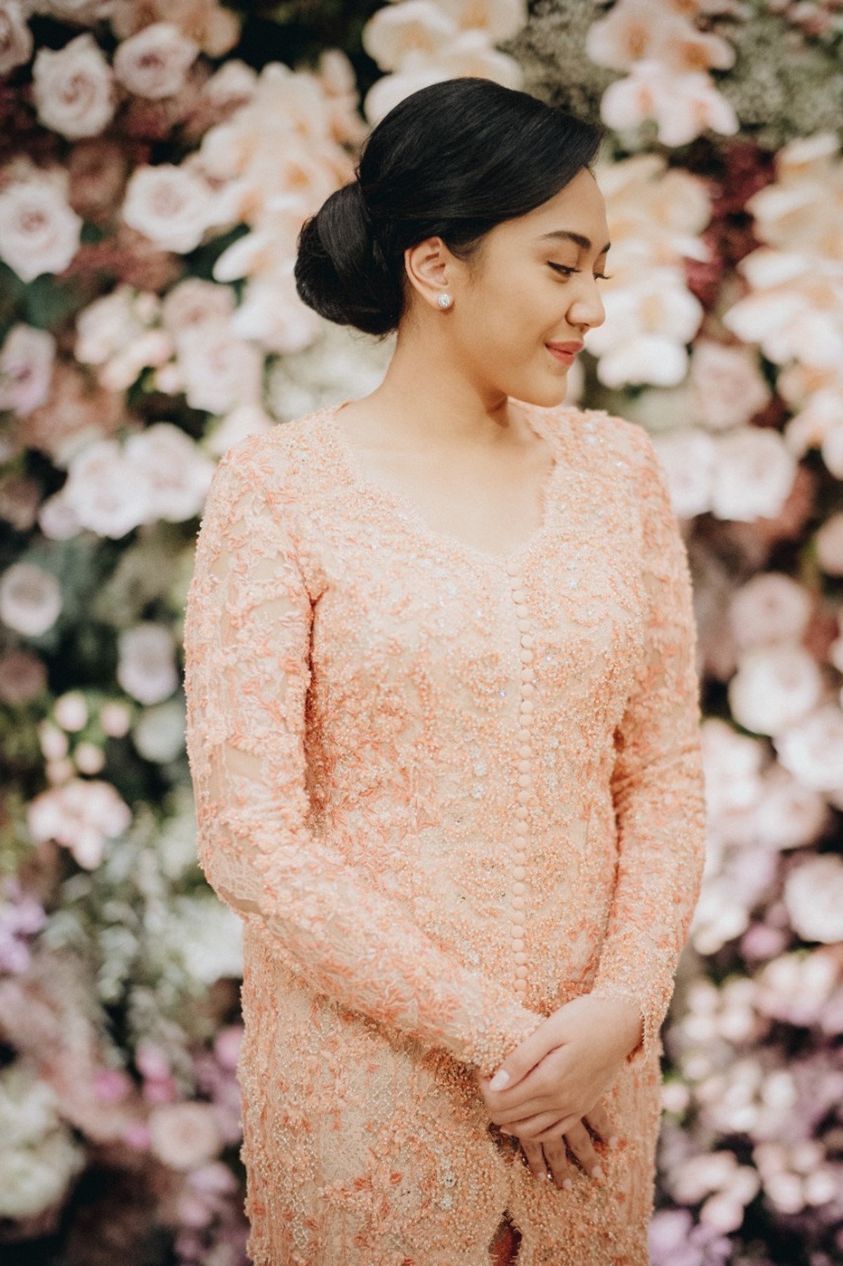 Detail Acara Lamaran Putri Tanjung