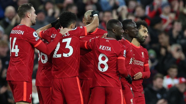 Klasemen Liga Inggris makin memanas usai Liverpool meraih kemenangan atas West Ham United di Stadion Anfield, Sabtu (5/3) waktu setempat.