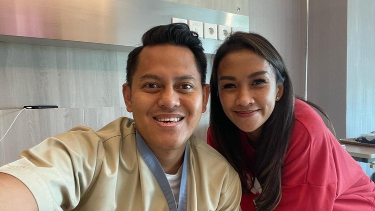 Melanie Putria dan Aldico Sapardan