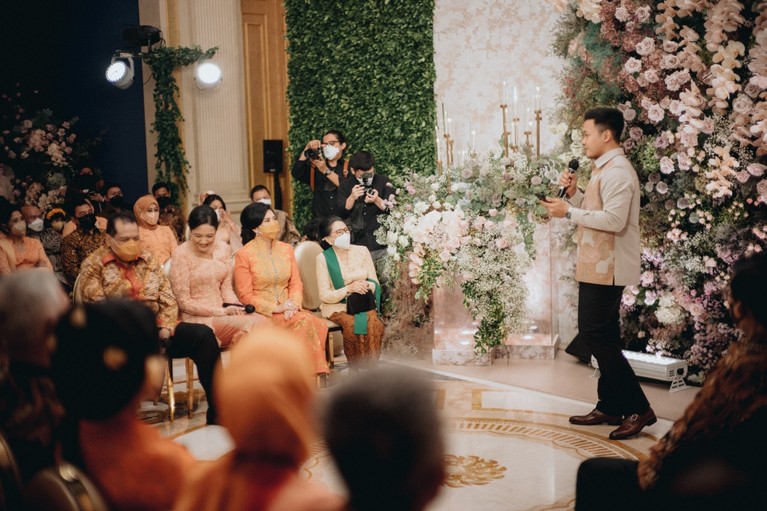 Putri Tanjung Acara Lamaran Putri Tanjung