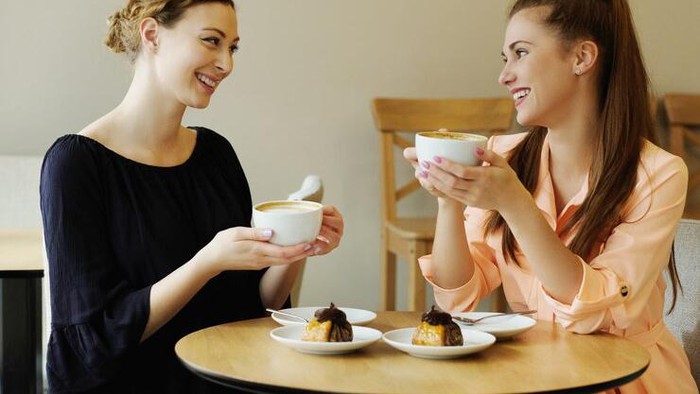 Kualitas hubungan sosial yang baik membawa dampak positif terhadap kesehatan fisik serta mental.