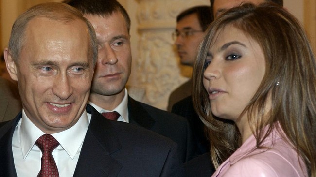 Kekasih Presiden Rusia Vladimir Putin, Alina Kabaeva, mengaku sangat bahagia dengan hubungan percintaannya.