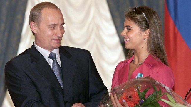 Presiden Rusia, Vladimir Putin, diketahui memiliki kekasih bernama Alina Kabaeva.