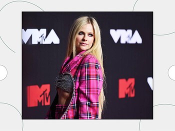 Dress Like The Pop-Punk Princess Avril Lavigne