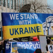 Pengaruh Invasi Rusia ke Ukraina Terhadap Industri Fashion Dunia