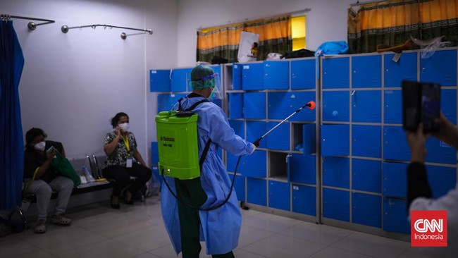 CNNIndonesia.com telah merangkum peristiwa dan informasi perihal perkembangan kasus covid-19 di Indonesia dalam 24 jam terakhir, sebagaimana berikut: