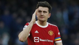 Netizen Tuding Maguire dan Pemain Man Utd Pura-pura Cedera