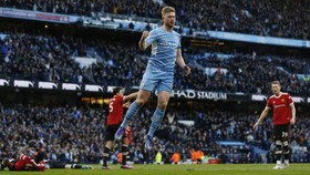 De Bruyne Pemain Terbaik Liga Inggris, Sejajar dengan Ronaldo