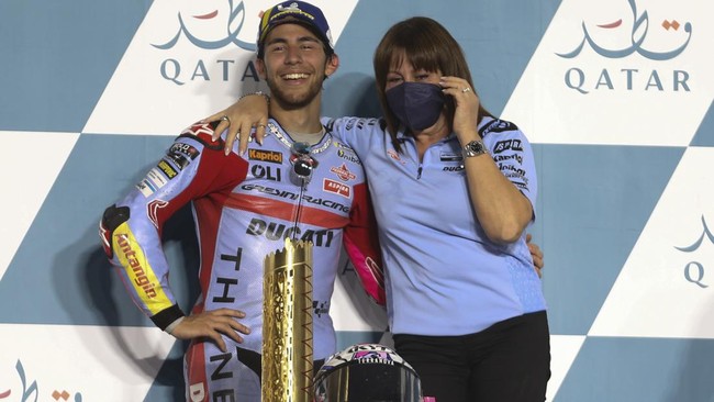 Pembalap Gresini Racing, Enea Bastianini merasa takjub dan emosional bertemu Presiden RI, Joko Widodo jelang MotoGP Mandalika.