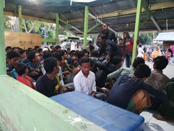 Pengungsi Rohingya Tinggalkan Desa di Aceh Bakal Dipindah ke Pekanbaru