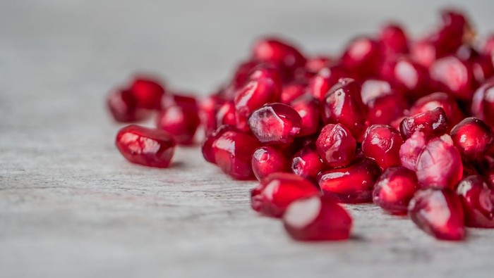 BeauPicks: 3 Skincare Ini Miliki Kandungan Pomegranate, Bikin Kulit Sehat dan Bebas Kusam!
