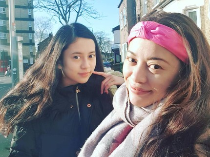 7 Potret Anak Angie Virgin yang Menang Brittain's Best Young Artist 2022