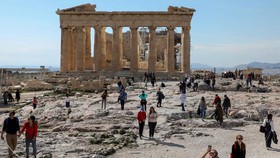 FOTO: Wisata Eropa Selatan Terkoyak Pandemi dan Invasi Rusia