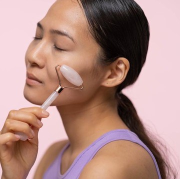 img-title Catat! 5 Kebiasaan yang Sering Dilakukan Anak Muda Ini Ternyata Bikin Mempercepat Penuaan Dini