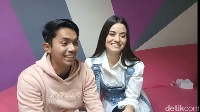 Ady Sky akan Boyong Kekasih Bule Mudik ke Kampung Halaman
