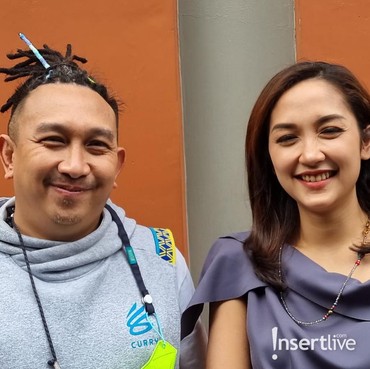 Augie Fantinus Pisah Ranjang karena Rambut Gimbal, Istri: Ih Geli