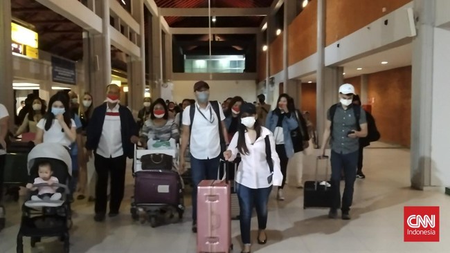 Pemprov Jabar menawarkan skema KUR ke pekerja migran agar tak terjerat rentenir yang kerap memberikan bunga tinggi.
