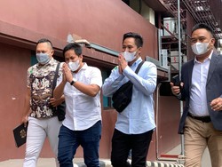 Doni Salmanan Tiba di Bareskrim untuk Diperiksa: Saya Percaya Polisi