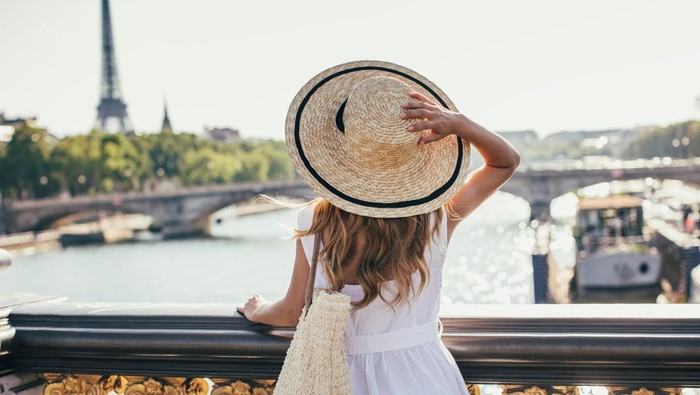 Ilustrasi Paris