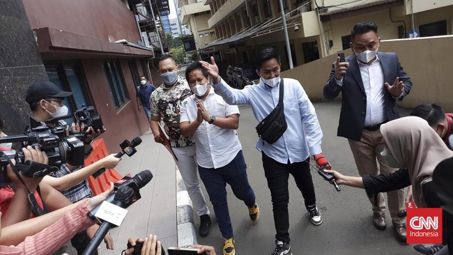 Kabareskrim meminta pihak yang menerima dana dari Indra Kenz dan Doni Salmanan untuk menjadi justice collaborator.